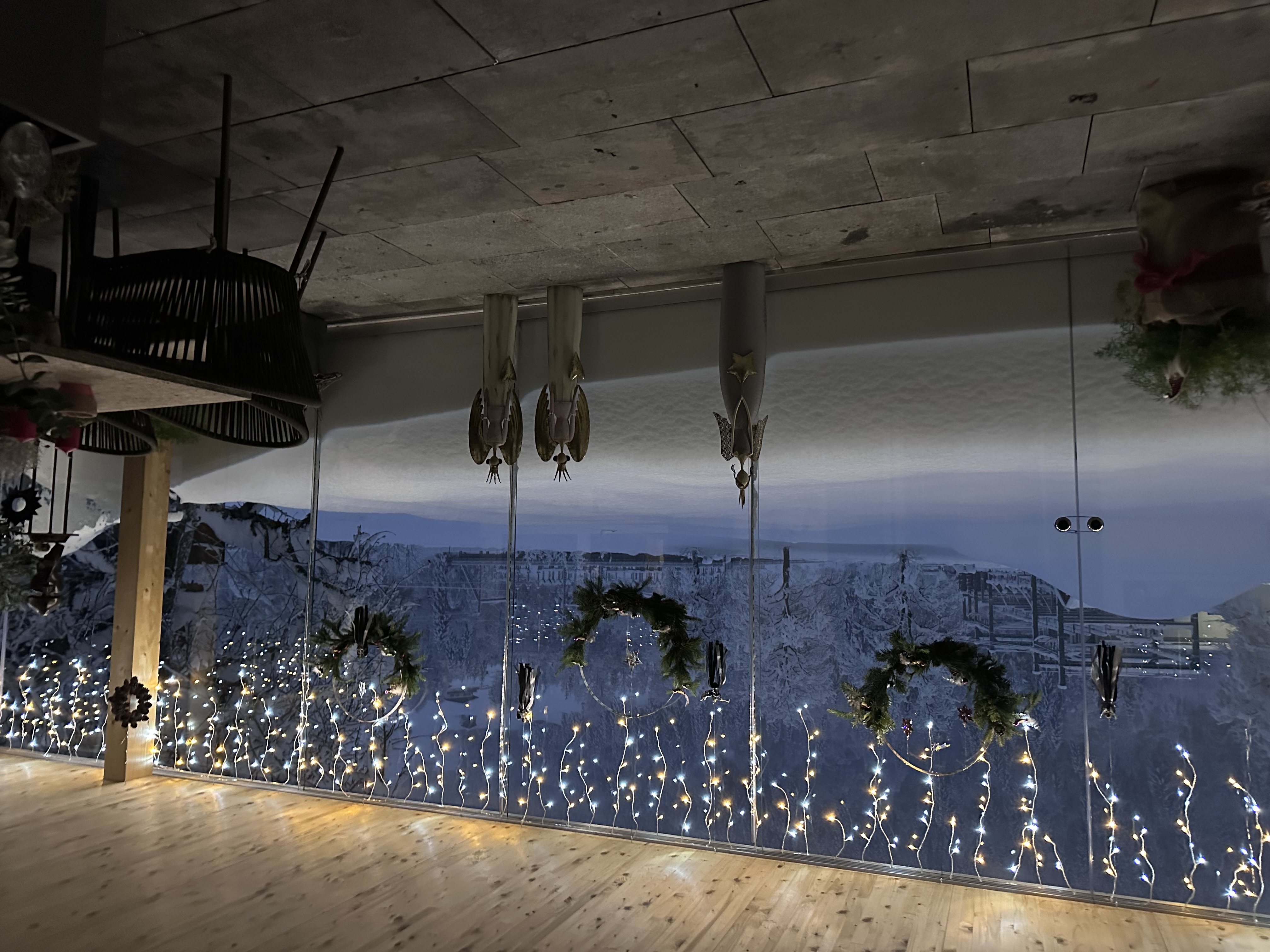 Wintergarten mit Lichterkette