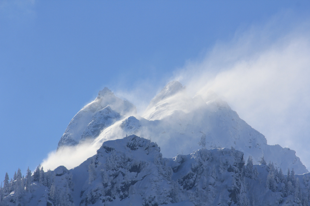 Berg mit Schnee
